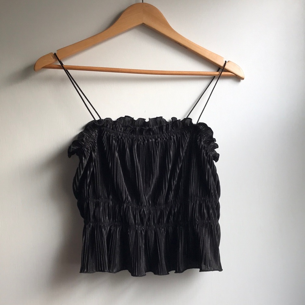Forever 21 Black Smocked Ruffled Sleeveless Camisole